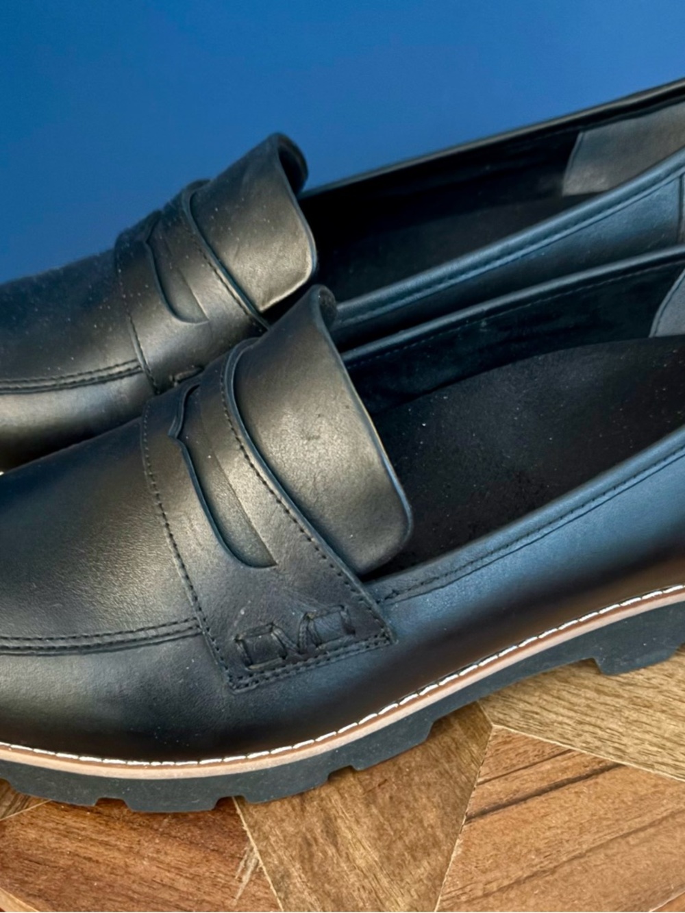 Vionic Cleo Black Leather Women's Penny Loafers 9